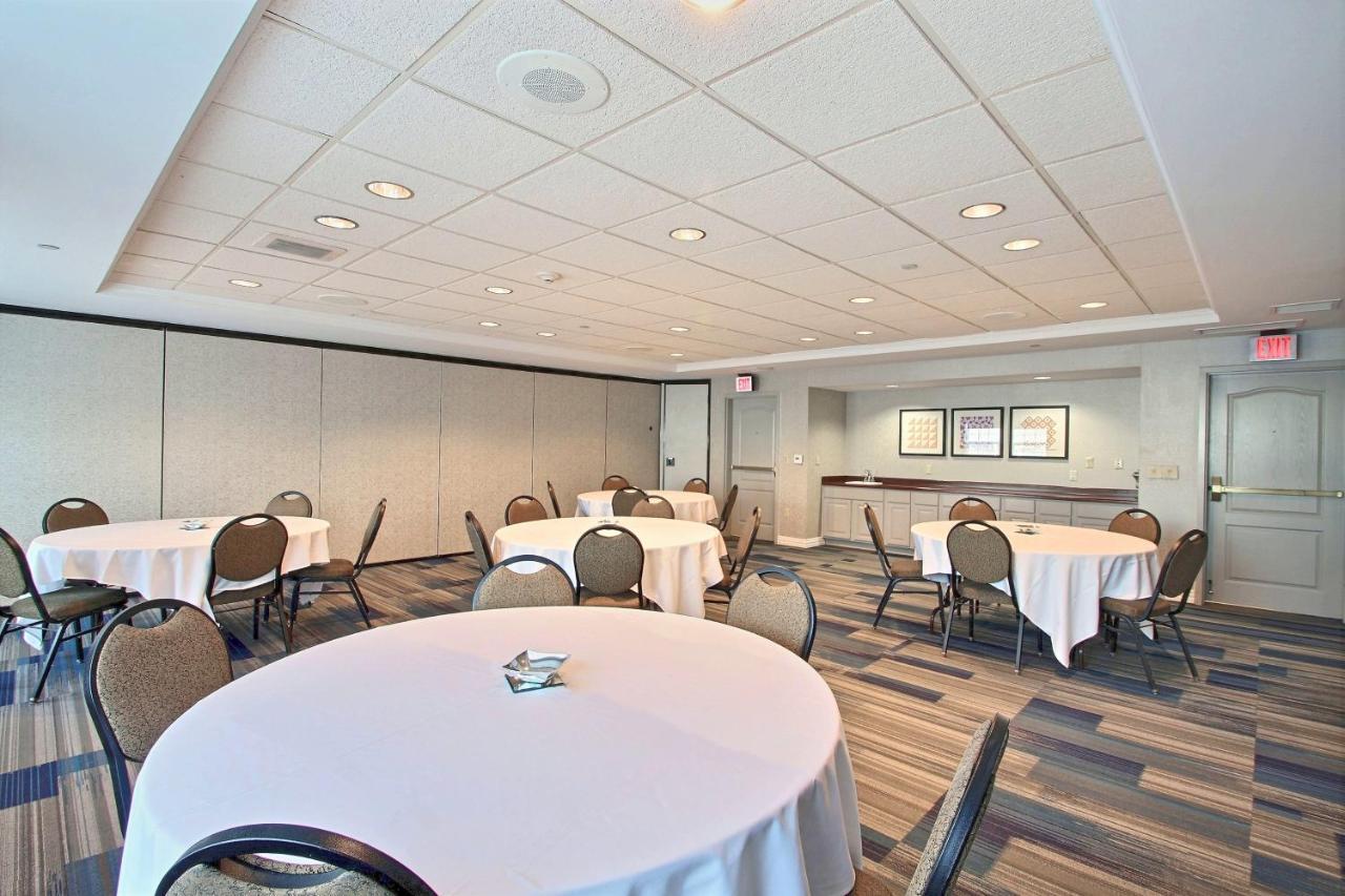 Holiday Inn Express Hotel & Suites Milwaukee Airport By Ihg Luaran gambar